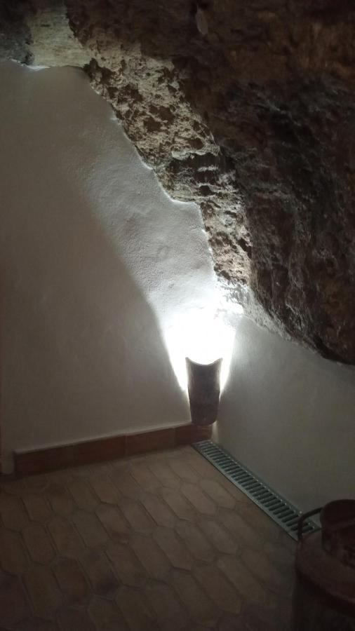 Setenil De Las Bodegas Casa Enrocadaヴィラ エクステリア 写真